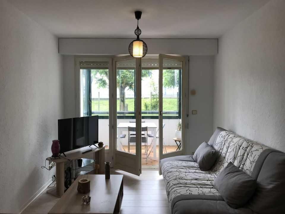 Hendaye - 2 Pieces Avec Parking Centre-Ville Екстер'єр фото
