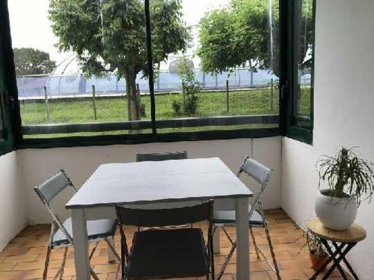 Hendaye - 2 Pieces Avec Parking Centre-Ville Екстер'єр фото